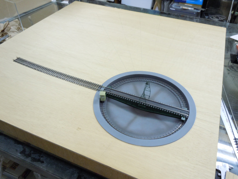 機関庫を作り始めました: 鉄道模型製作記